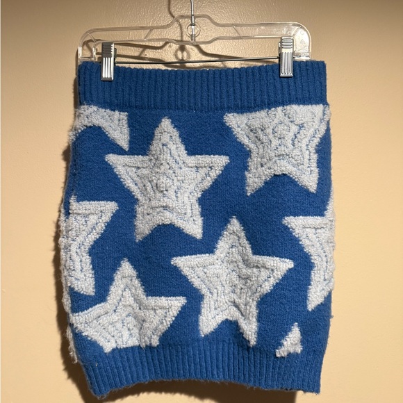 BUCKETLIST Blue Star Knit Mini Skirt - Picture 7 of 7